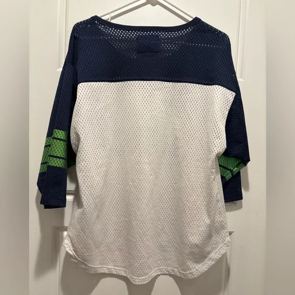 Seattle Seahawks Women Jersey Shirt - size Medium - Picture 5 of 5